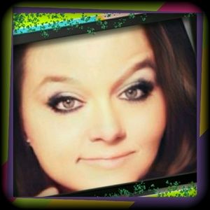 Meet your Posher, Tina